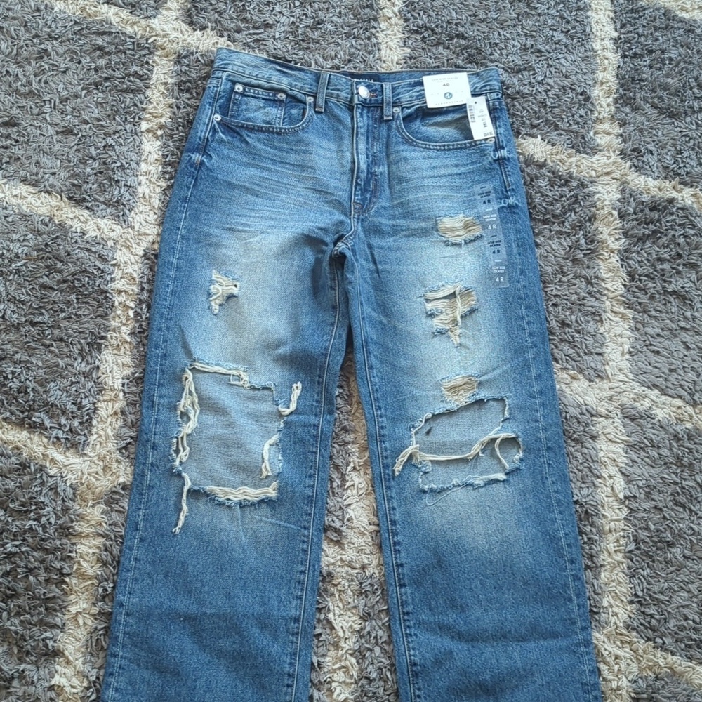 Aeropostale Low Rise Skater Non Stretch Denim Distressed Jean Size 4R - Picture 4 of 9